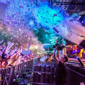 MÁY THỔI GIẤY, KIM TUYẾN CONFETTI