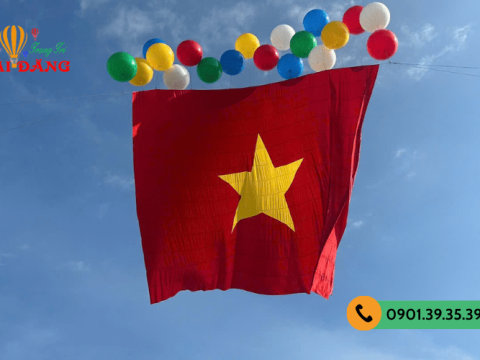 Dịch vụ bơm bóng bay kéo quốc kỳ chuyên nghiệp tại Hải Đăng